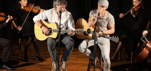 Simon & Garfunkel Tribute meets classic - Duo Graceland mit Streichquartett, Bildfreigabe: Harry Keller